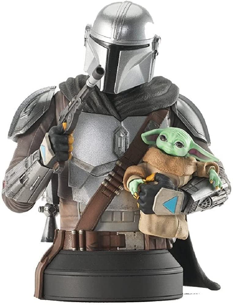 Diamond Select - Star Wars The Mandalorian With Grogu 1/6 Scale Px Bust, Red