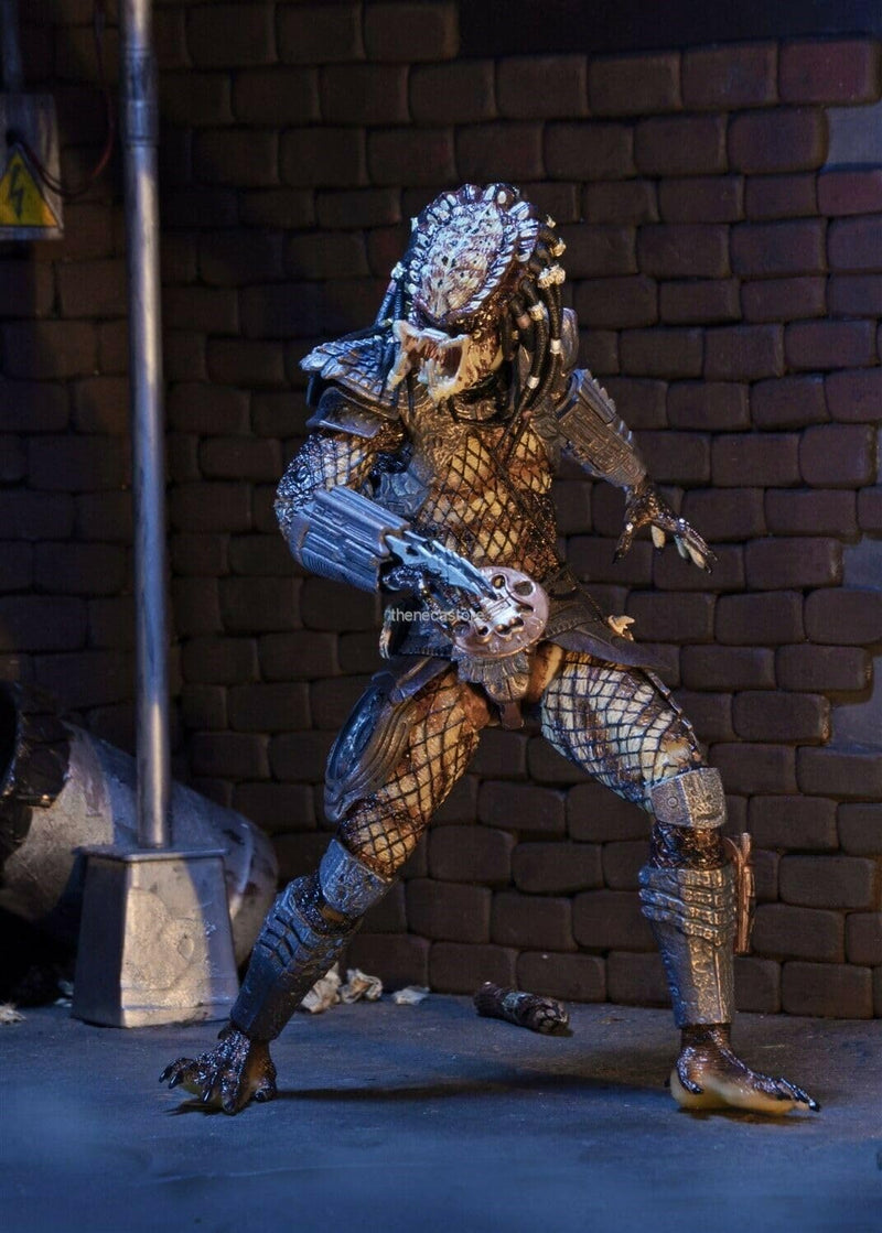 Predator 51549 2 - Ultimate City Hunter - Figurine articulée 18cm