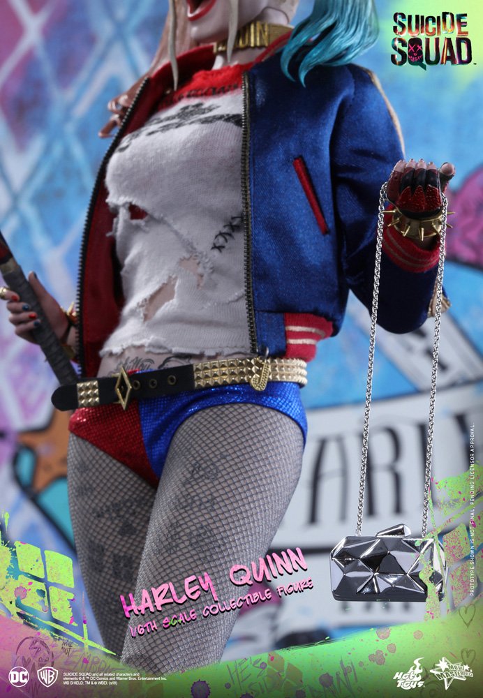 Hot Toys Suicide Squad Harley Quinn 1:6 Scale Collectible Action Figure