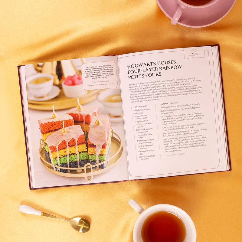 Harry Potter Afternoon Tea Magic: Official Snacks, Sips and Sweets Inspired by the Wizarding World (Official Harry Potter Cookbooks)