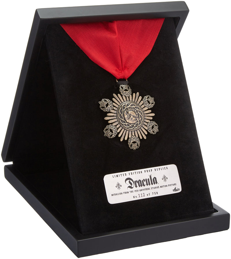 Factory Entertainment Universal Monsters - Dracula Medallion Limited Edition Prop Replica